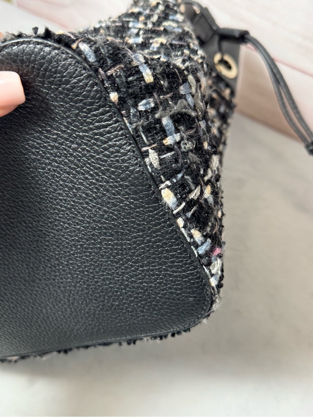Kate Spade New York Marti Tweed Bucket Shoulder Bag Designer Classic - Picture 7 of 16